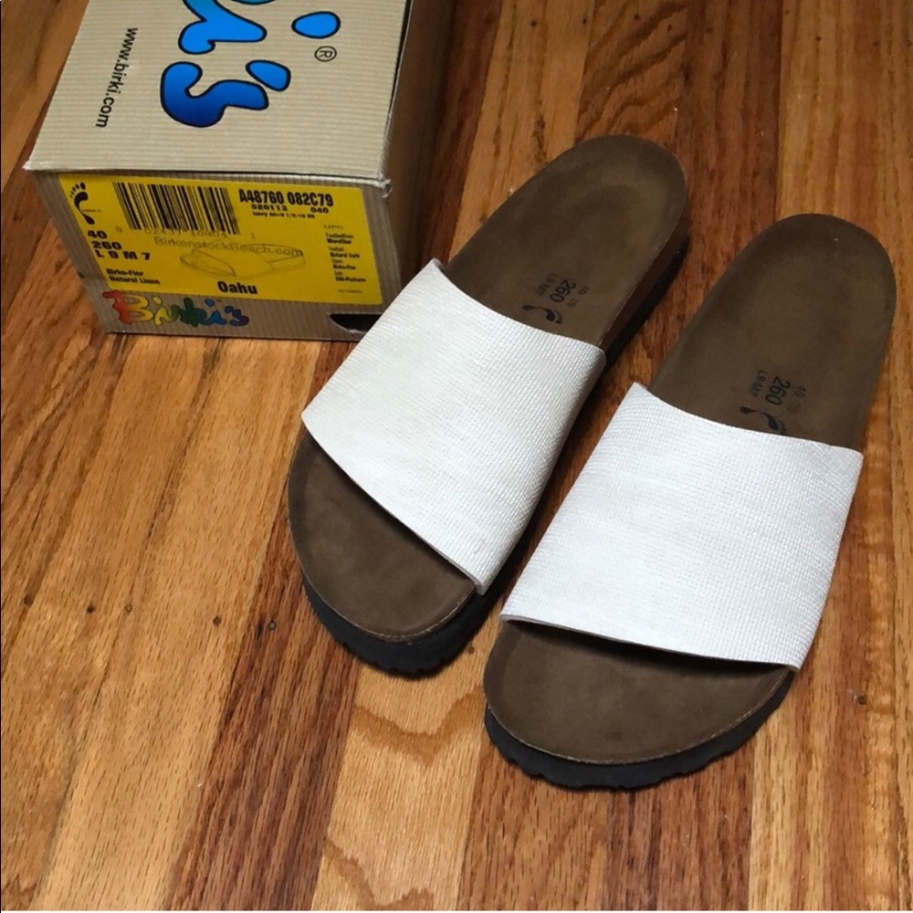 Birkenstock’s Birki’s Oahu size 40/9 New with box